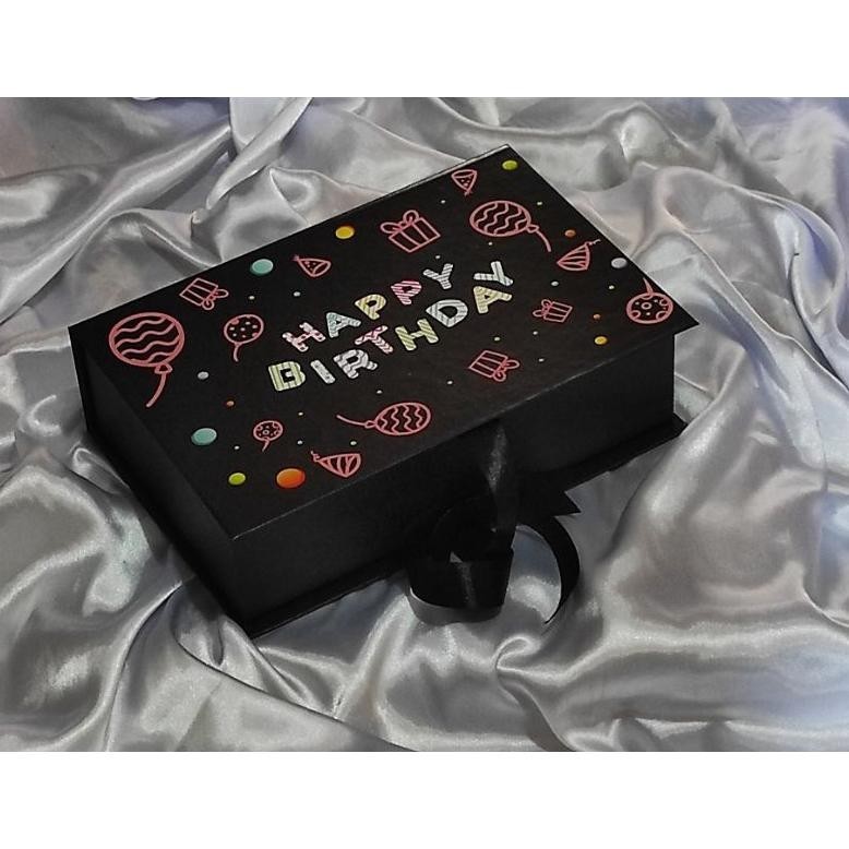 

COD Box Kado Ulang Tahun / Box Kado Spesial size P:26cm L:17cm T:7cm ah