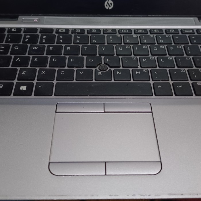 [BNA] laptop hp elitebook 820 g3