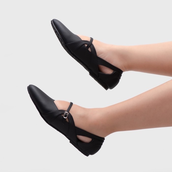 Sandal Flat Shoes Import Wanita Korea Big Size 41 42 43