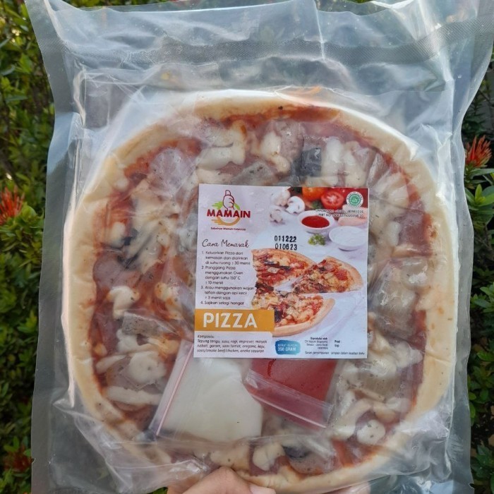 

Uinn - Frozen Food Pizza Mamain Isi Sosis Smoked Beef