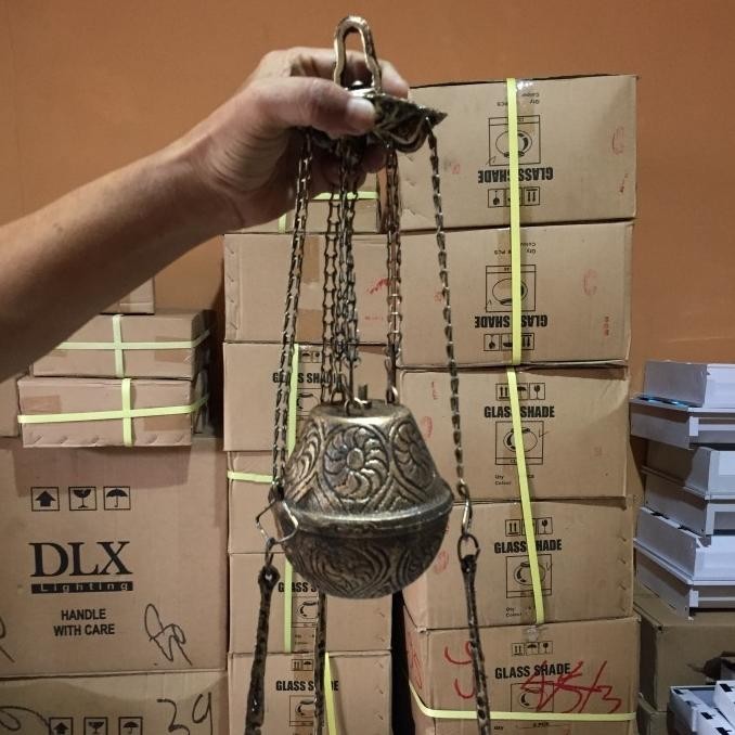 Lampu Gantung Antik R18 Hiasan Kuno Jawa Betawi Jadul Gentor Decasatin