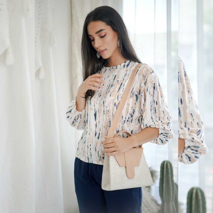 Samana Blouse Beatrice Clothing