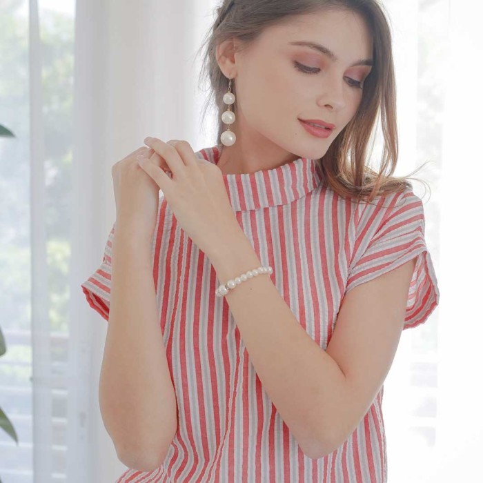 Meggy Blouse Beatrice Clothing