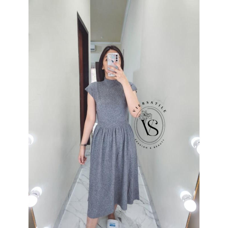 𝙉𝙚𝙬‼️Ezra knit turtleneck A-line midi dress/dress midi selutut rajut pinggang karet/korean look