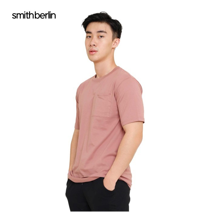 Kaos Pria Smith Berlin Satya Regular Fit