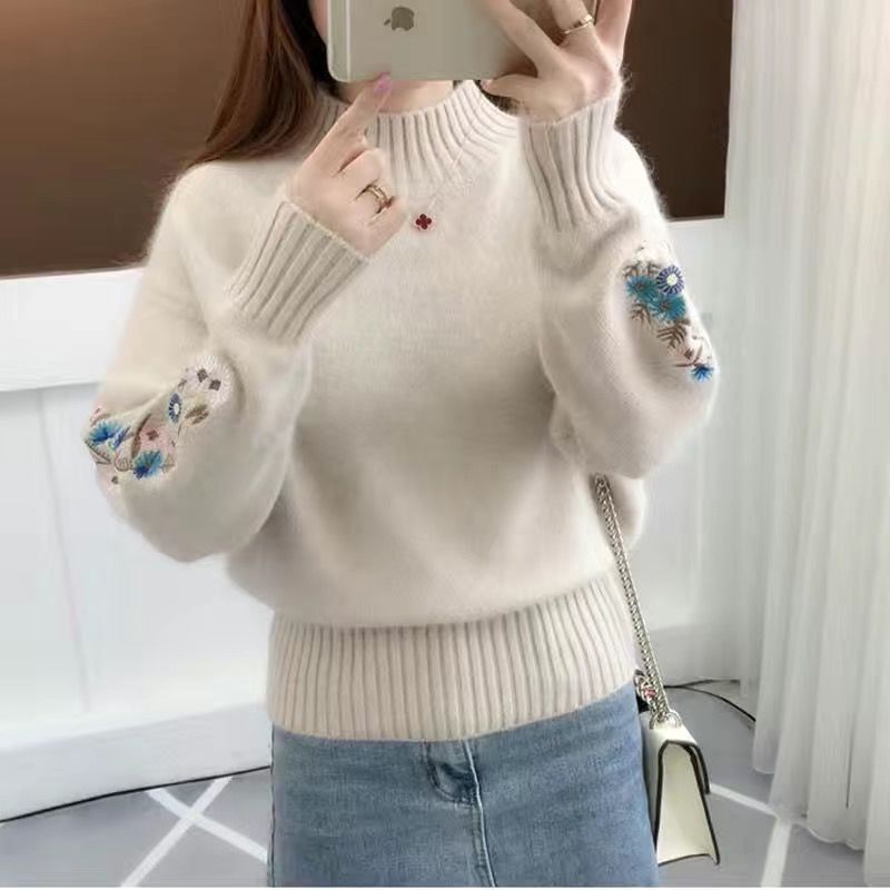 Women's Mock Neck Sweater Thick Short Embroidery Bottoming Sweater
