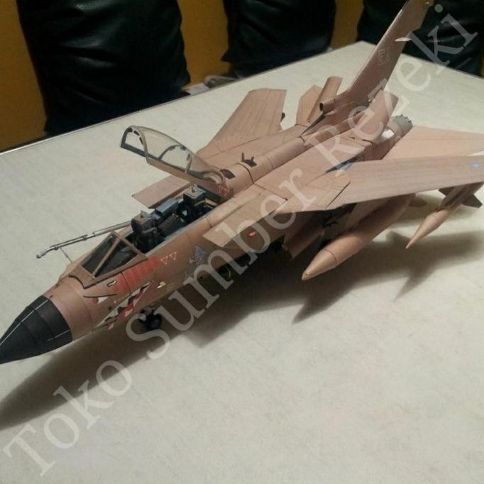 Figure Pesawat Tempur Jet Sukoi Papercraft Tornado Paper Craft Sukhoi