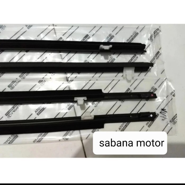 KARET PELIPIT KACA AVANZA XENIA 2005 2006 2007 2008 2009 2010 2011 SET