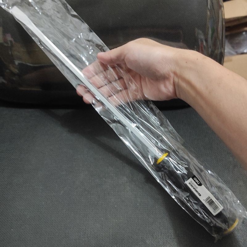 

Deli Obeng Panjang Ujung Minus 9,5 x 300 mm ORI