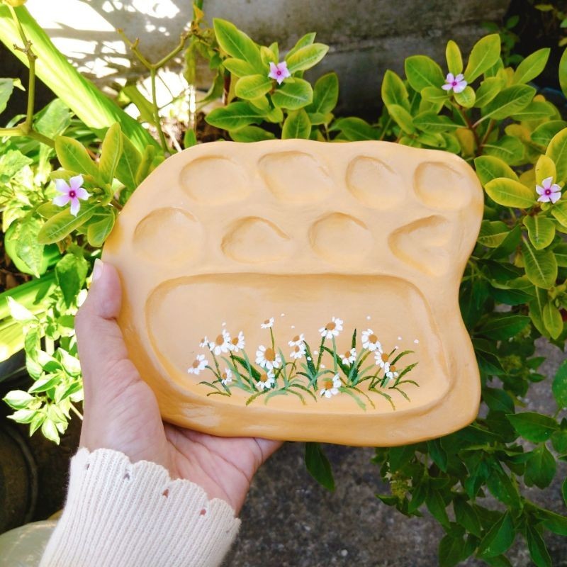 

Palet Lukis Handmade (Daisy)