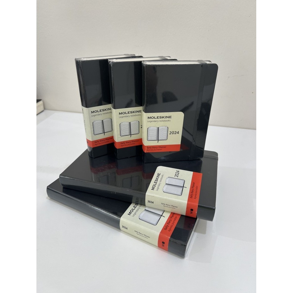 

TERMURAH Moleskine 2024 Daily Planner/Agenda/Journal - Hard Cover