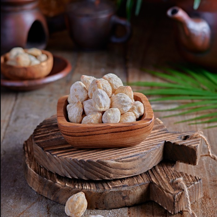 

Kemiri Utuh Bulat / Candlenut Whole 1Kg