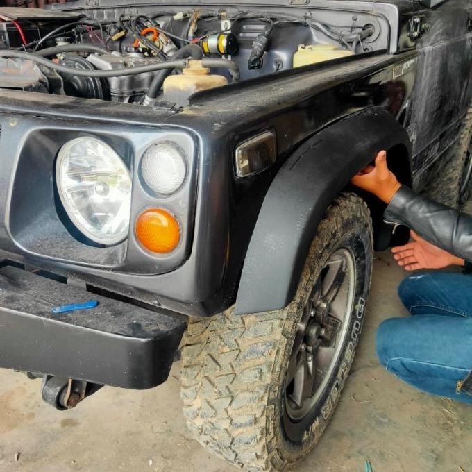 Over Fender Kotak Polos Jimny Katana
