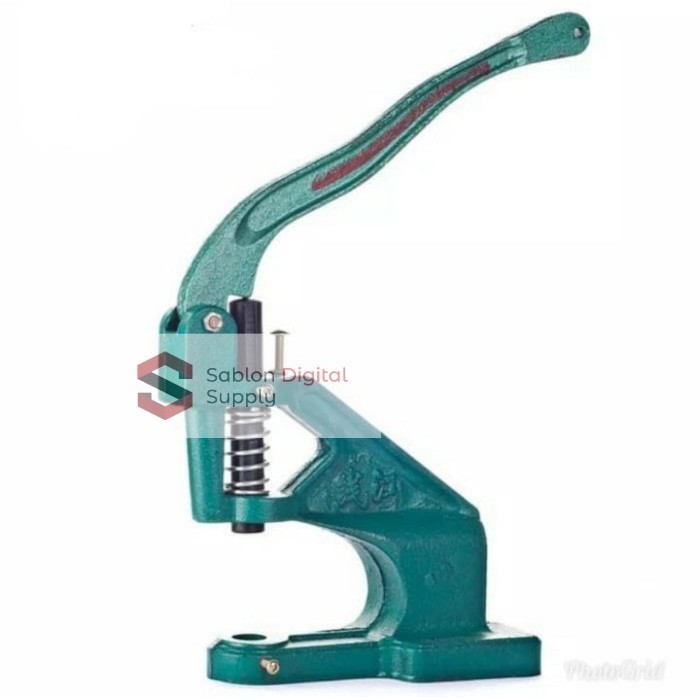 

Bantalan Press Mata Ayam Dan Matras Untuk Press Lanyard