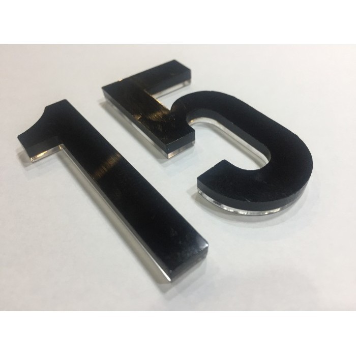 Huruf Timbul / Huruf Akrilik 2 Warna Tinggi 10 Cm Tebal 10 Mm