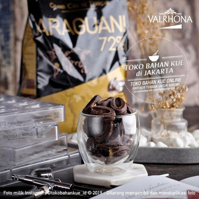 

Ready Valrhona ARAGUANI 72% Dark Chocolate 100gr Couverture Cokelat Coklat