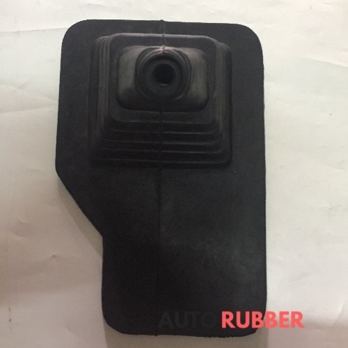 KARET BOOT PERSENELING DAIHATSU TAFT GT HILINE FEROZA