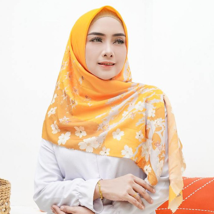 [KV20 KUNING KUNYIT SOFT ORANGE] KENES SCARF HIJAB KERUDUNG SEGIEMPAT VOAL SPESIAL PREMIUM MOTIF