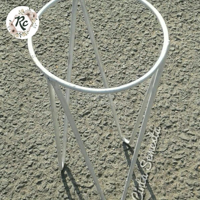 Besi Penyangga Pot Putih Satu Lubang Tinggi 58 Cm