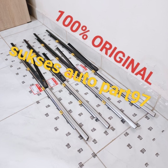 pelipit kaca luar Honda CRV Turbo gen5 gen 5 2018-2023 4pcs original