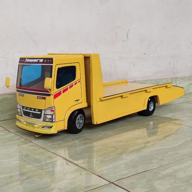 Limited real pict miniatur mobil mainan truk oleng kayu truck towing pengangkut mobil P60cm stock te