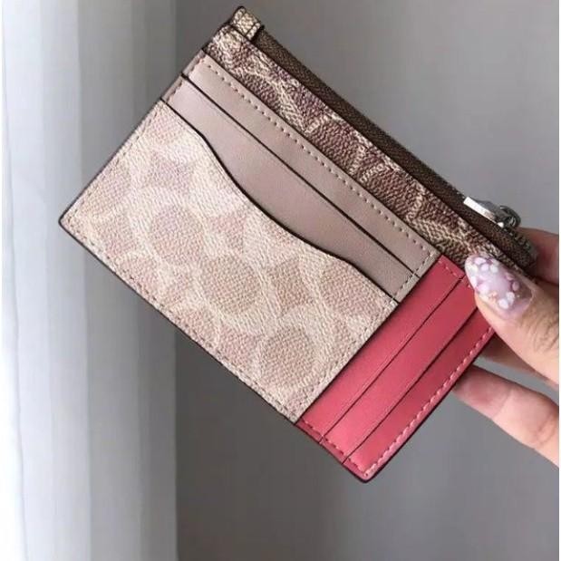 

Coach Card Holder In Signature Canvas