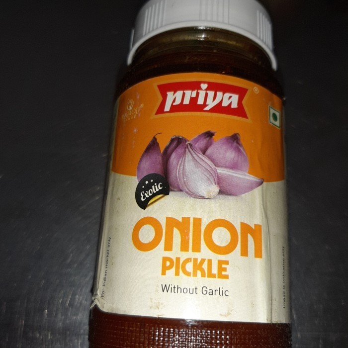 

.........] priya onion pickle 300gm