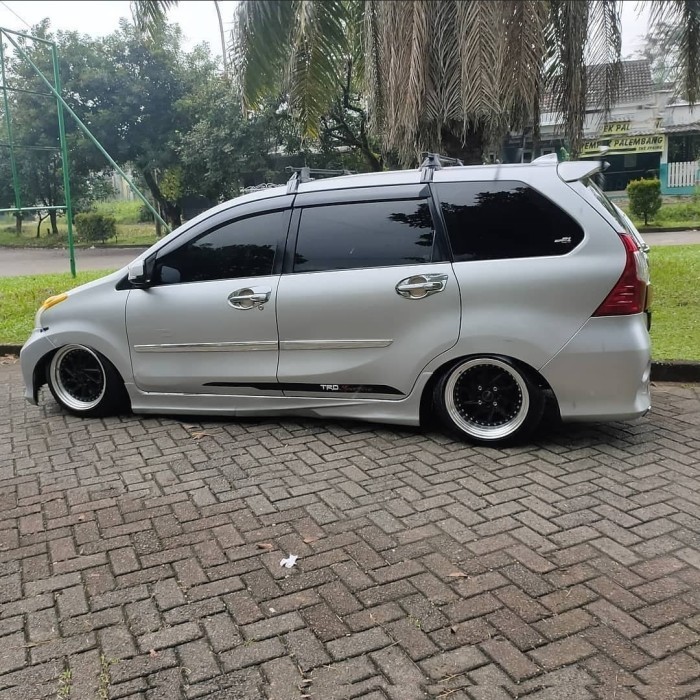 Bodykit Samping Avanza Xenia Ori