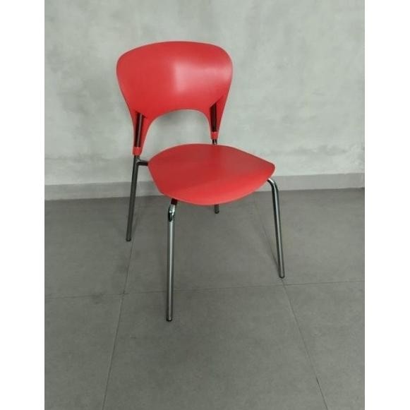 Kursi Cafe / Kursi Tamu/ Kursi / Kursi Kantor / Kursi Plastik Kaki Sakura_Jou