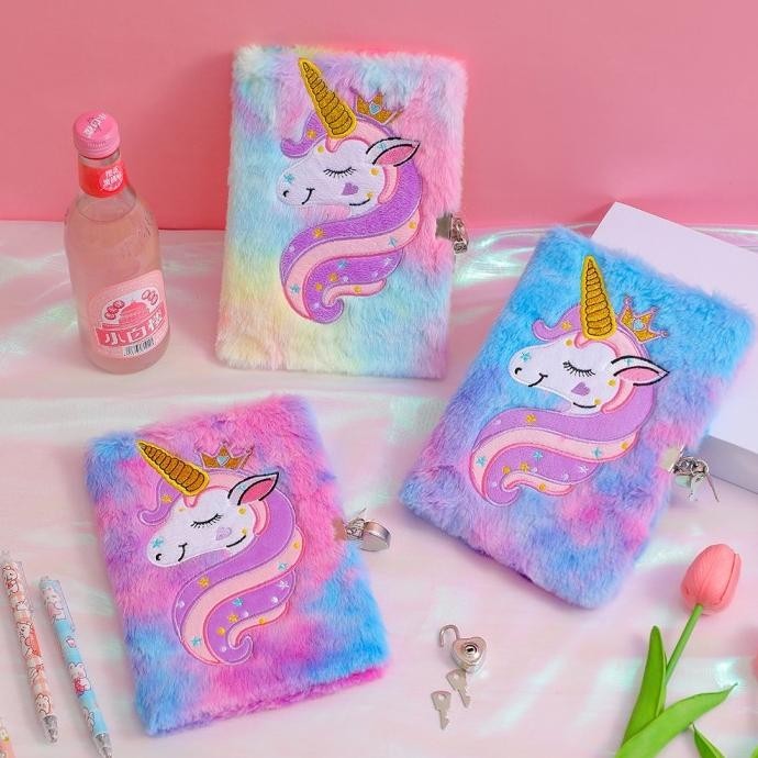 

Buku Unicorn Queen Gembok Bentuk Hati Diary Notebook Kado Ultah Cewek