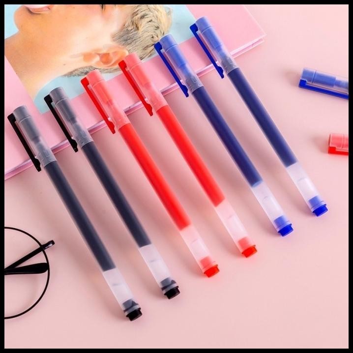 

DISKON PENA PEN MUJI STYLE 0.5MM HITAM PULPEN GEL HITAM MERAH BIRU