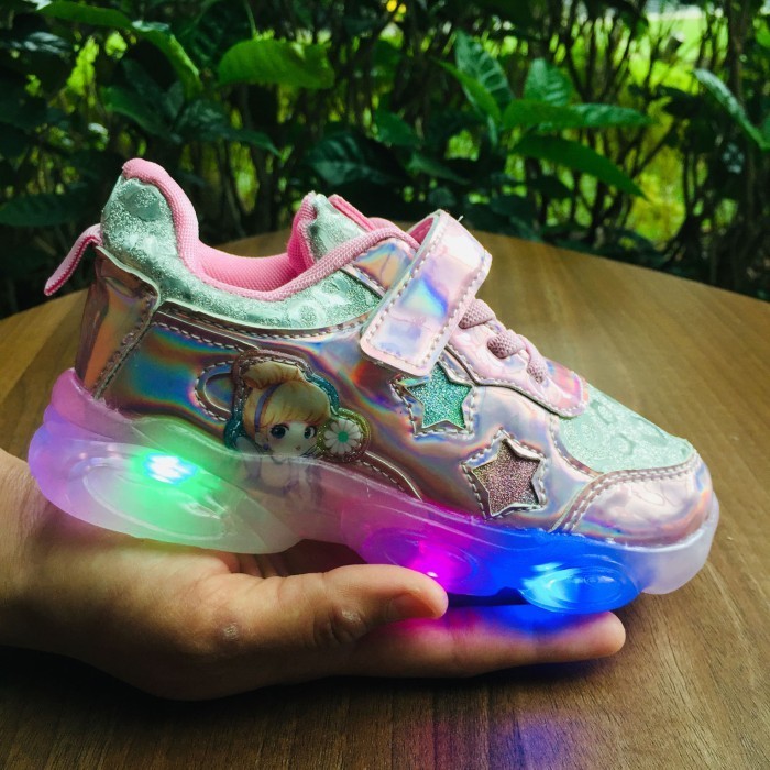 Sepatu Anak Perempuan Import / Lampu Led / Princess / Bintang / Kids