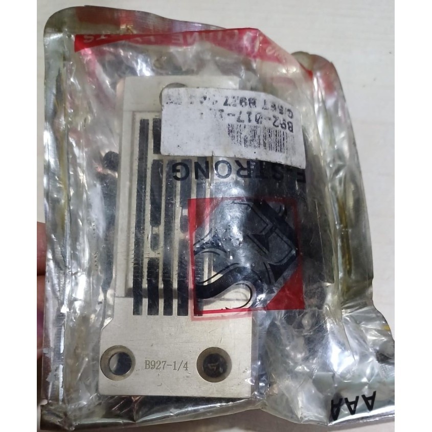 

Getset / Gset / Gauge Set Mesin Jahit Make up B927 1/4 FS