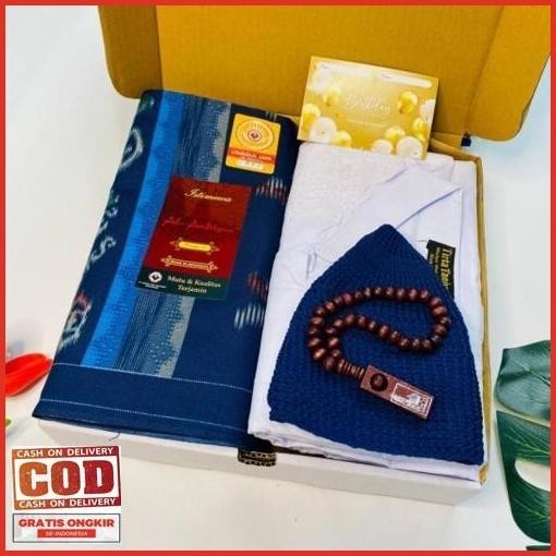 Original Hampers Baju Koko Sarung Dewasa Kado Ulang Tahun Wisuda Hampers Gift Box Cowok Cakep  Hampe