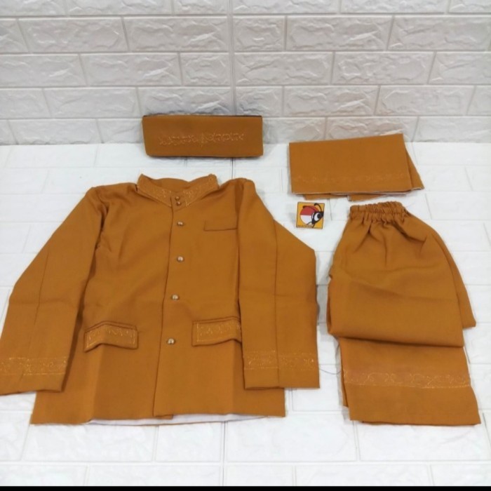 Baju Adat Sunda Anak Set / Beskap Set Anak Smp