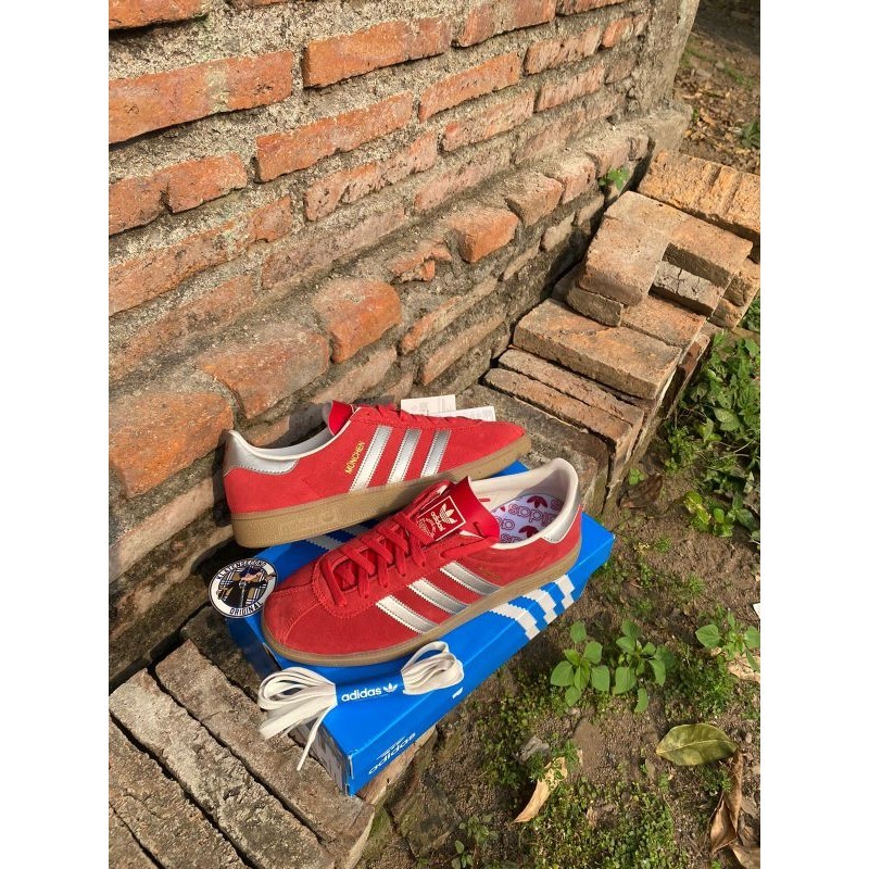 ADIDAS MUNCHEN RED SILVER ORIGINAL