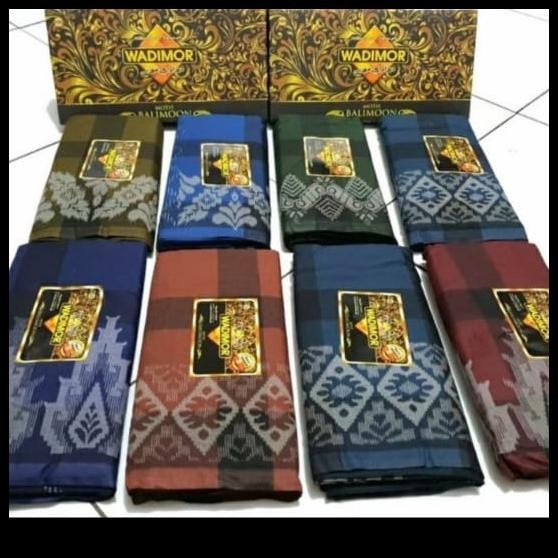 Sarung Wadimor Balimoon Motif