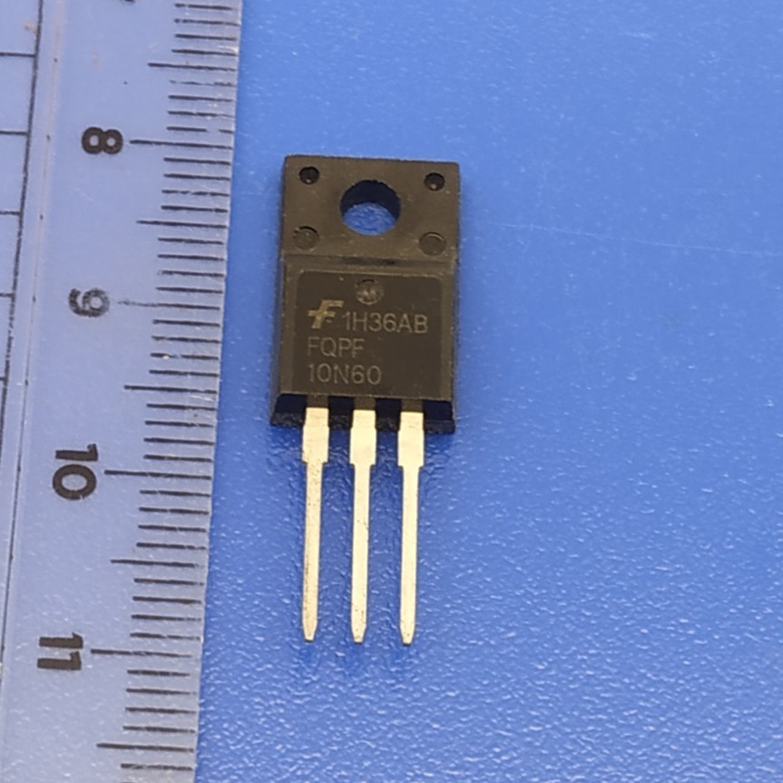 Transistor 10N60 / 10 N 60 / TR 10N60 FQPF Fairchild / 10N60 N-Channel / mosfet mosfett 10n60