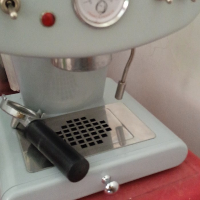 Ready mesin alat kopi espresso ILLY x1 gen 2 porta tipe pods seken normal