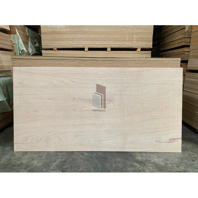 Pertukangan Triplek 9Mm Meranti Full 122X244Cm Plywood Papan Kayu Lapis 9 Mm 4X8 Murah