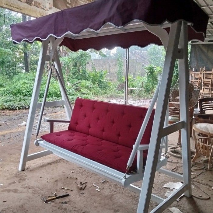 kursi ayunan gantung kayu jati