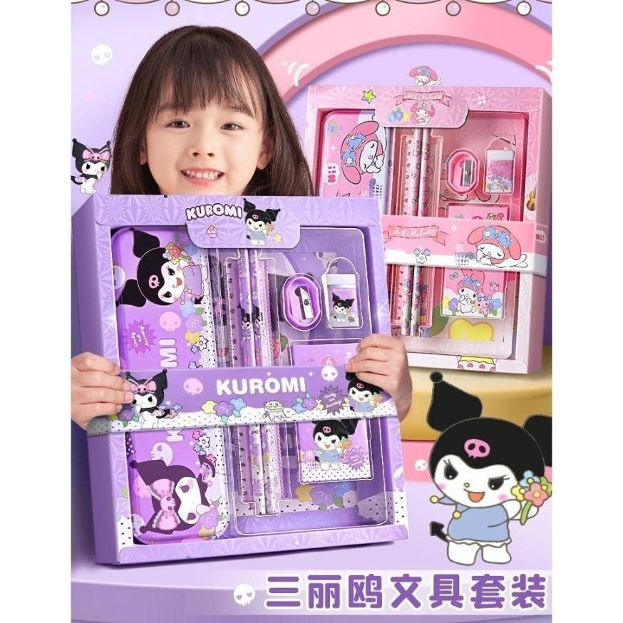 

Promo Puncak Promo 7.7 Kotak Pensil Anak Set 7 In 1 Stationery Untuk Hadiah Anak Sekolah Sanrio / Alat Tulis Set Kotak Pensil Karakter Kuromi /Stationery /Kotak Pensil Set Karakter Sanrio 8.8