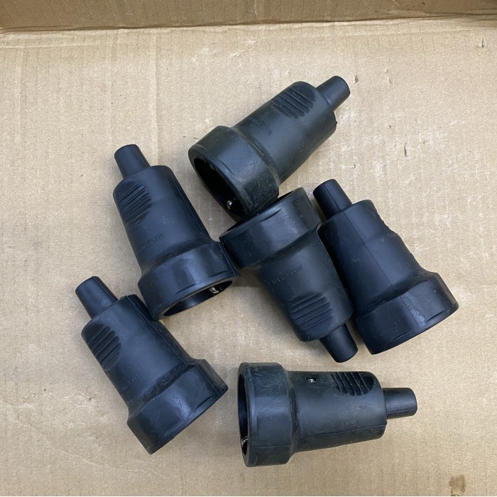 :=:=:=:=] steker kontra karet kontra kaiser