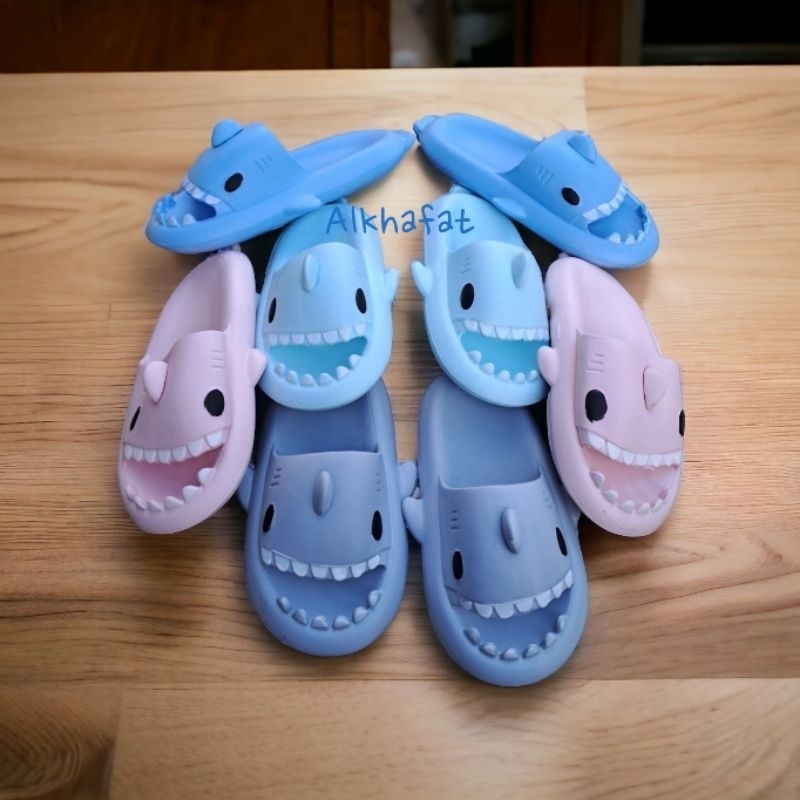 Sandal Hiu // sendal hiu sandal wanita hiu viral bahan karet eva