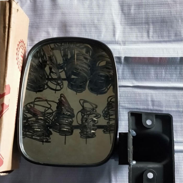 Kaca Spion Mobil Panther Lama Kacanya Cembung