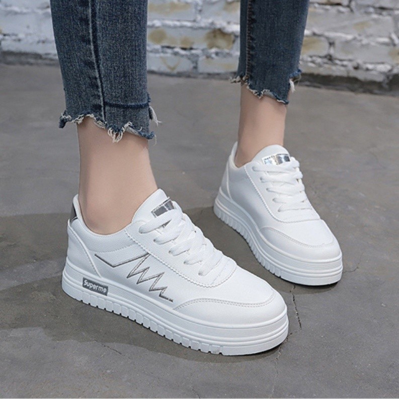 Sneakers Wanita Terbaru 2024 Viral Snekaker Sers Sepatu Wanita Casual Seneakers Ukur 34 35 36 37 38 
