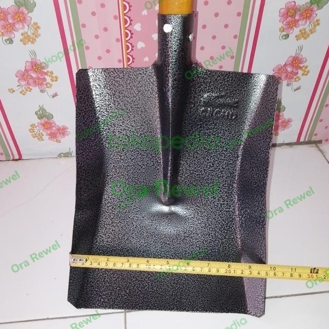 Sekop Kobe / Sekop Pasir / Sekop Besar / Sekop Gagang Kayu Bagus /Skop