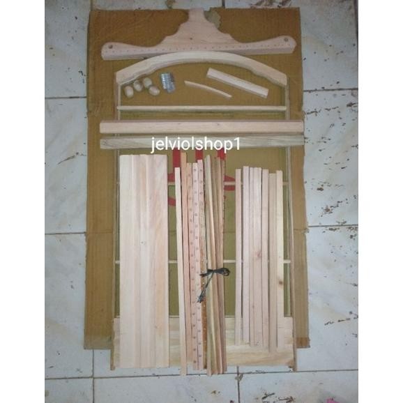 Belum Di Cat Sangkar Burung Replika Ambrukan Radja Plong Promo Puncak