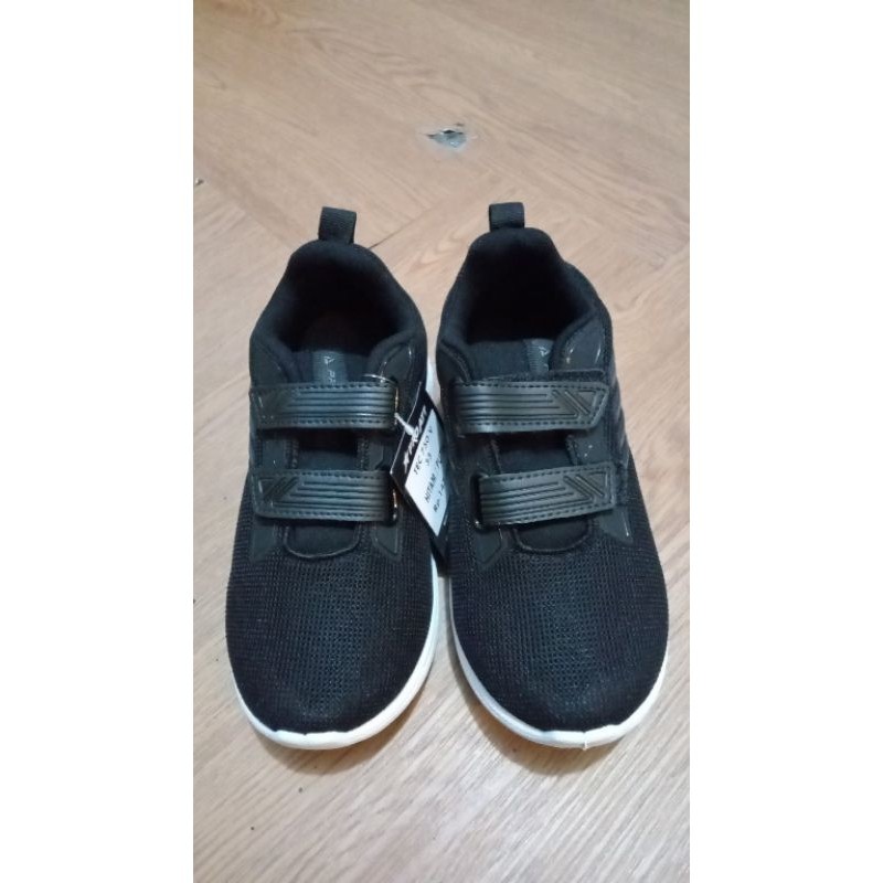 SEPATU SEKOLAH SD