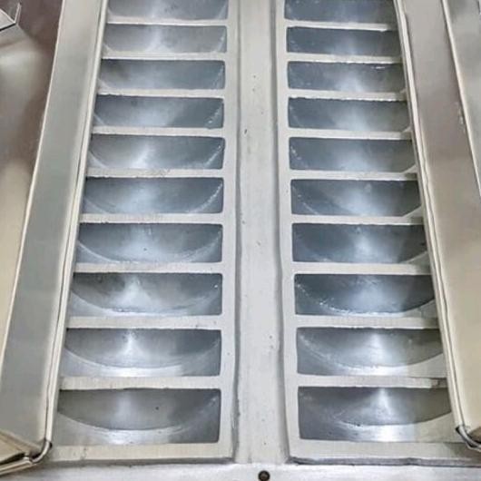 Cetakan Kue Pancong/Pukis, 20 Lubang+Tutup